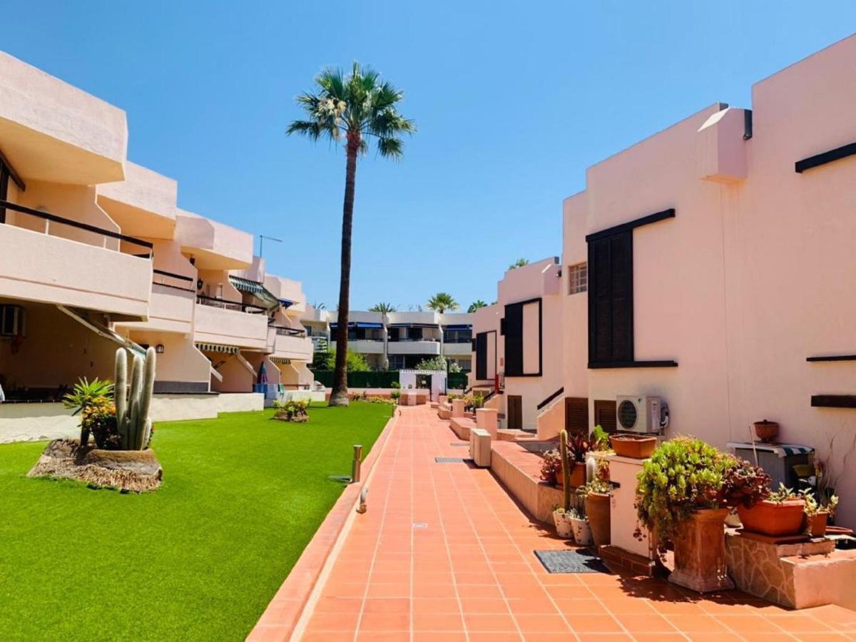 Welcome To The South And Sun Los Cristianos  Exterior photo